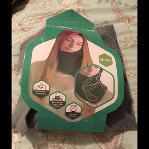 Travel neck support, color gray